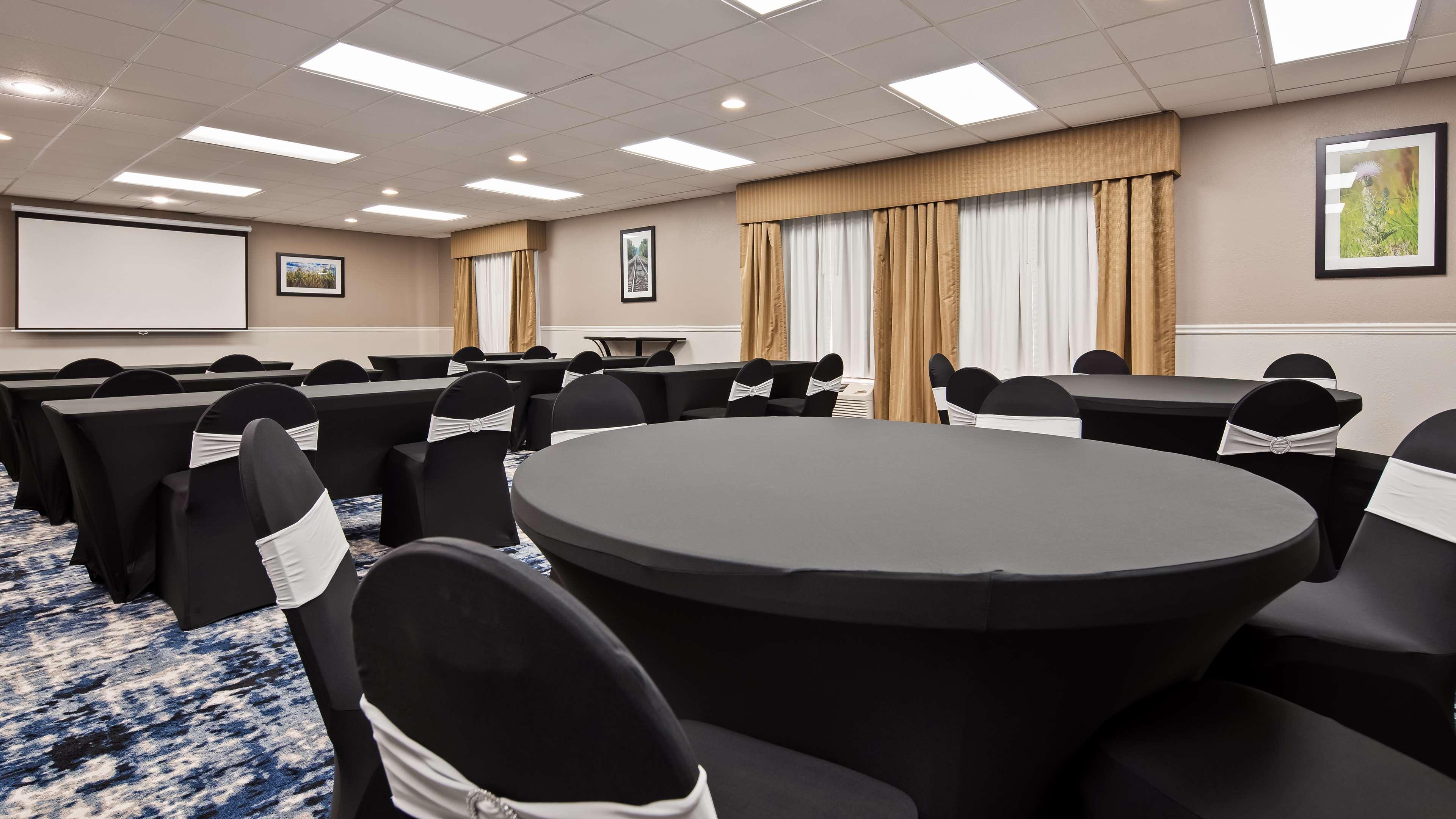 Best Western Plus Kansas City Airport - Kci East Esterno foto