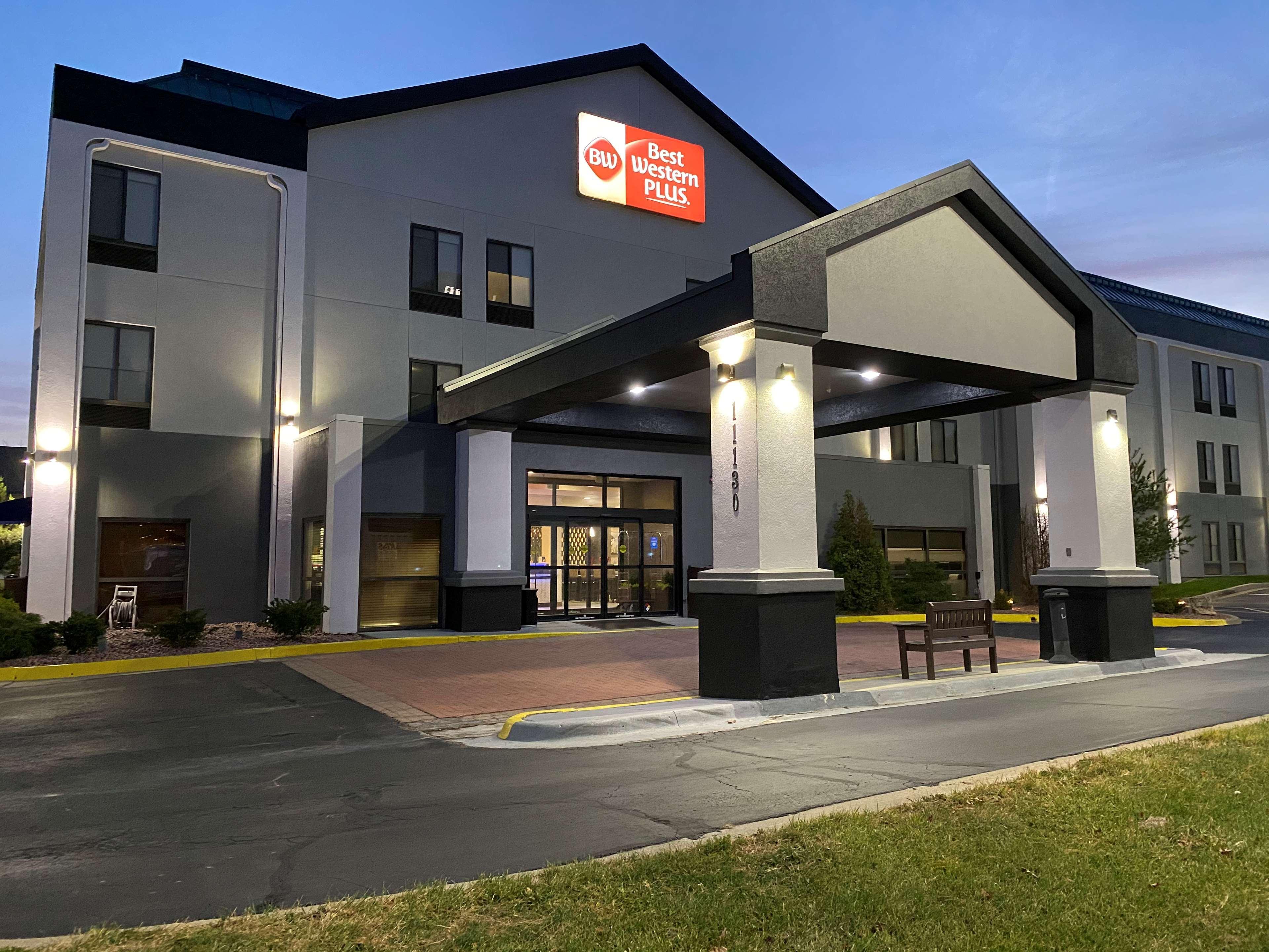 Best Western Plus Kansas City Airport - Kci East Esterno foto