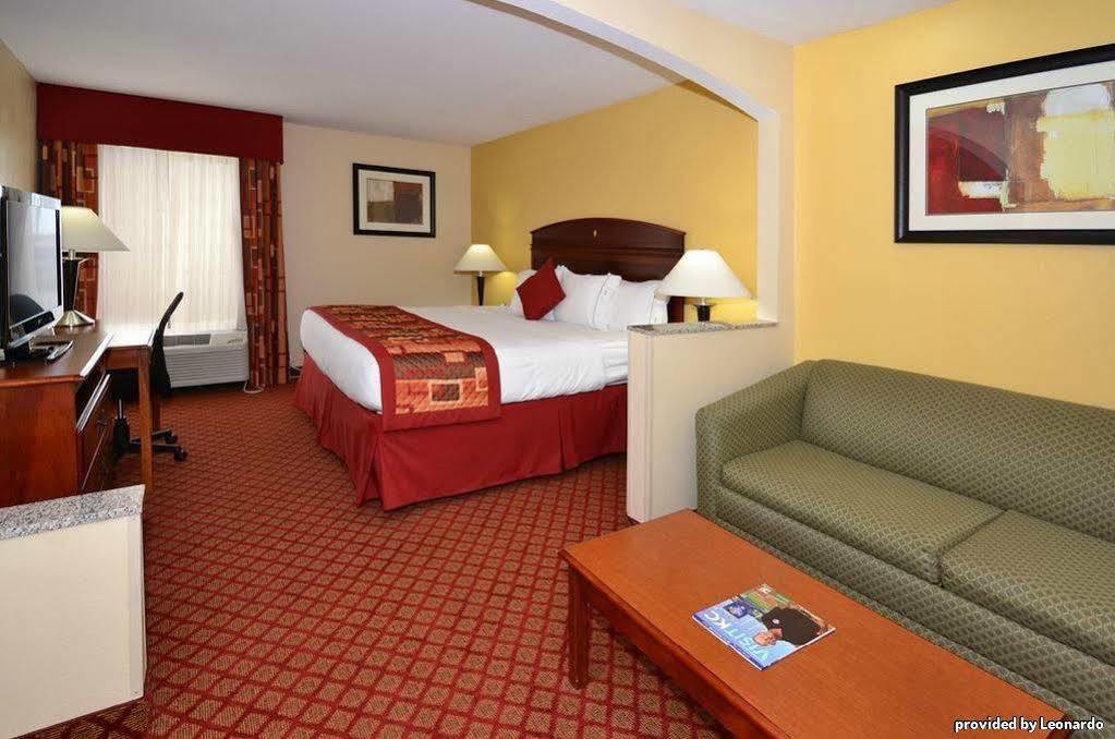 Best Western Plus Kansas City Airport - Kci East Esterno foto