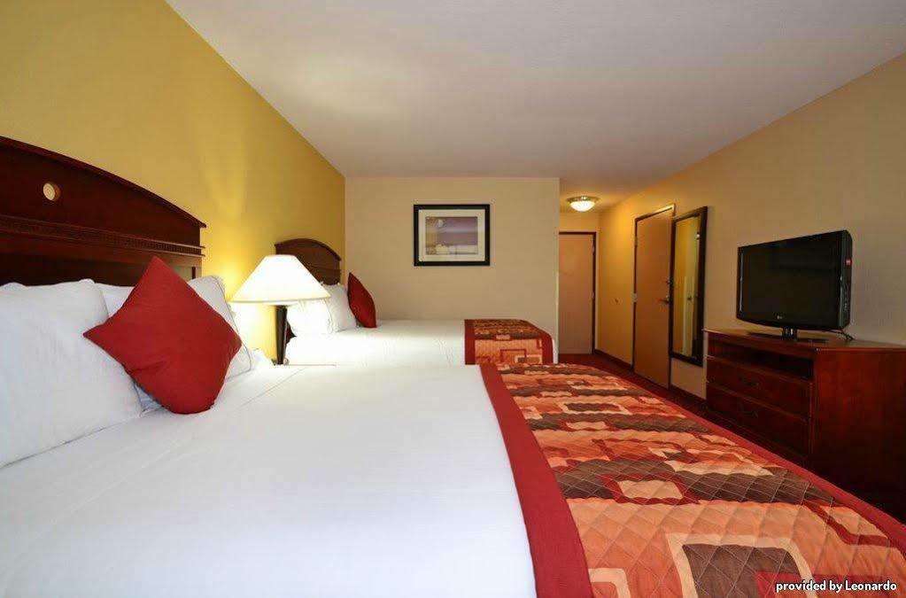 Best Western Plus Kansas City Airport - Kci East Esterno foto