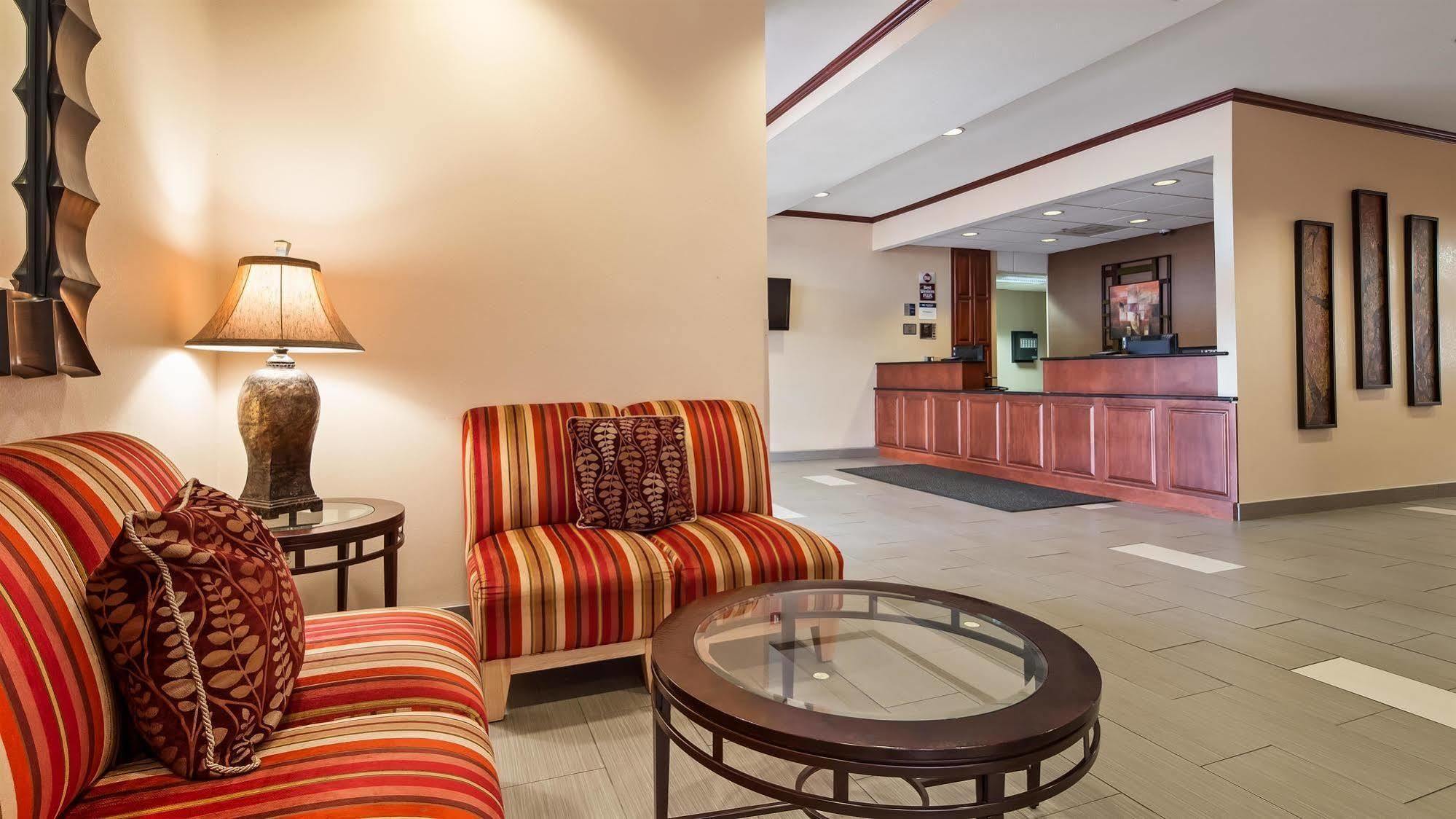 Best Western Plus Kansas City Airport - Kci East Esterno foto